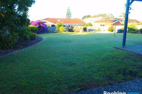 Bombora Self Contained Studio - Accommodation Cairns 1