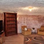 Desert Gum Retreat Gough St - Accommodation Cairns 0