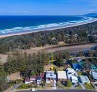 FAIRYTALE Gerroa 4pm check out Sundays - Accommodation Cairns