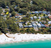 Sea Loft at Hyams Couples Only 4pm Check Out Sundays - Accommodation Cairns