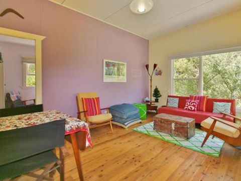 Rose Cottage At Hyams 4pm Check Out Sundays - Accommodation Cairns 5