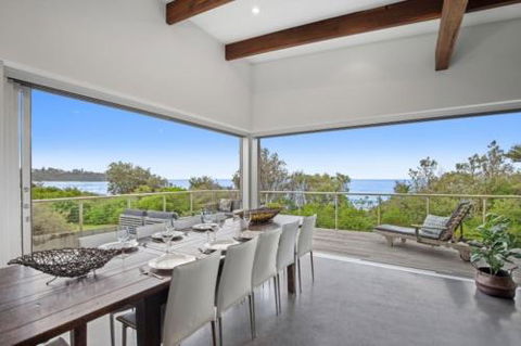 Beachfront Location 28 Mitchell Pde - Accommodation Cairns 5