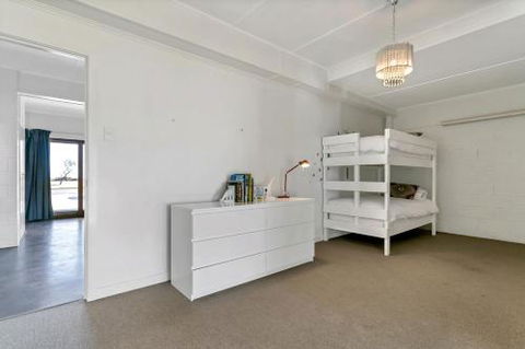 Coastal Point Aldinga Beach - Accommodation Cairns 6