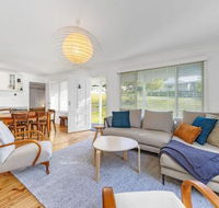 MOBYS at HYAMS Hyams Beach 4pm check out Sundays - Accommodation Cairns