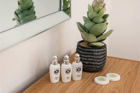 Executive 1BR Suite - Close To Foreshore & Cbd - Accommodation Cairns 0