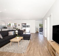 Callies Retreat I Pet Friendly I 3 Min Walk to Beach - Accommodation Cairns