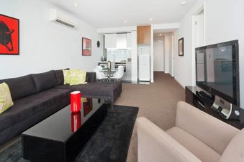 Location Views & Style - Accommodation Cairns 4