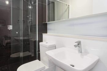 Location Views & Style - Accommodation Cairns 5