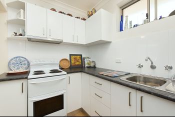 Comfy Convenience In Centennial Park - Accommodation Cairns 2