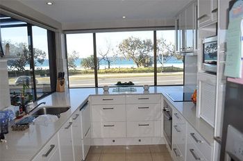 Huntington Apt 3 - Accommodation Cairns 2
