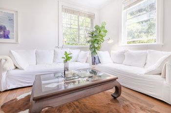 Bright Harbour Side 1 Bedroom Apartment - Accommodation Cairns 0
