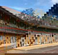 Settlers Hotel York - Accommodation Cairns