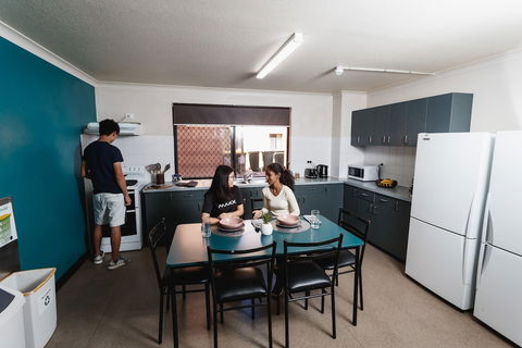 Guild House - Accommodation Cairns 5
