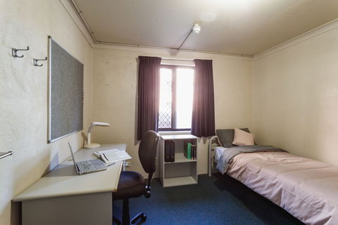 Guild House - Accommodation Cairns 3