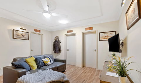 The Guesthouse - Accommodation Cairns 5