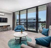 Oros Plus Hotel - Accommodation Cairns