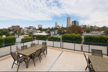 Perfect 2 Bedroom In Rushcutters Bay - Accommodation Cairns 3
