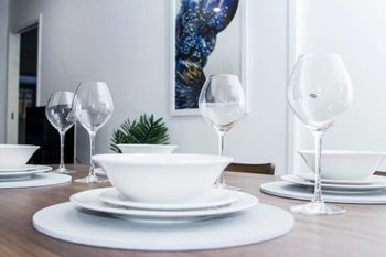 Vibrant City Pad - Accommodation Cairns 2