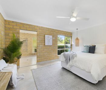 BEACHSIDE HIDEAWAY BONNY HILLS - Accommodation Cairns 1