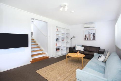 THE PARKVIEW At MOLLYMOOK - Accommodation Cairns 3