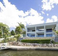 Gold Coast Luxury Waterfront House - Accommodation Cairns