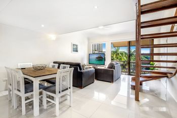 Beachside Escape In Stunning Surfers Paradise - Accommodation Cairns 6