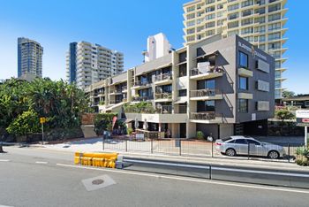 Beachside Escape In Stunning Surfers Paradise - Accommodation Cairns 2