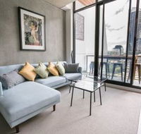 Spacious Apartment Close to Melbourne CBD - Accommodation Cairns
