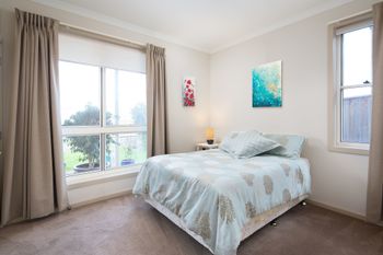 The Executive B & B - Accommodation Cairns 2