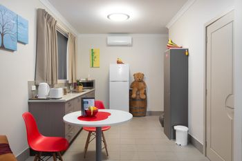 The Executive B & B - Accommodation Cairns 3