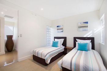 Cotton Beach Forty Four Roof Top - Accommodation Cairns 5