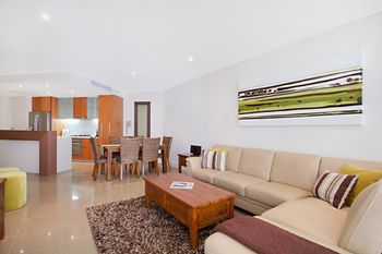 Cotton Beach Forty Four Roof Top - Accommodation Cairns 1