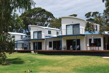 Uringah Rejuvenate Stays - Accommodation Cairns 0