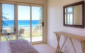 Noraville On The Beach - Accommodation Cairns 0