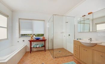 Noraville On The Beach - Accommodation Cairns 4