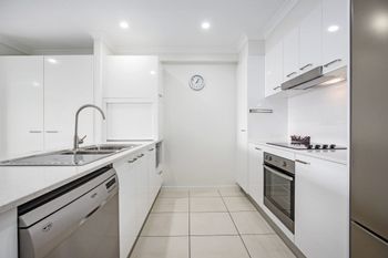 Cotton Tree Modern Apartment - Accommodation Cairns 1