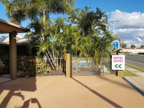 Rockhampton Palms Motor Inn - Accommodation Cairns 1