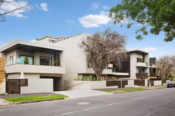 Smart Modern In St. Kilda - Accommodation Cairns 6