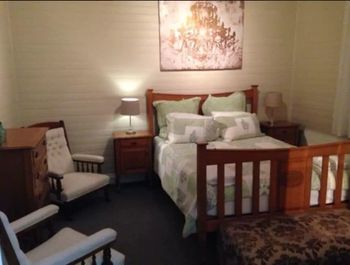 Edgeworth Street Manor - Accommodation Cairns 3