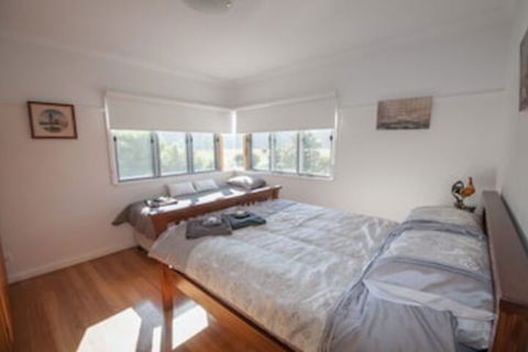 Crescent Head Farm - Accommodation Cairns 0