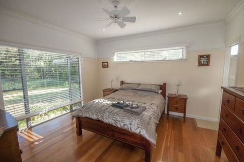 Crescent Head Farm - Accommodation Cairns 2
