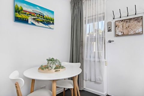 Bayscape Studio Glenelg - Accommodation Cairns 3