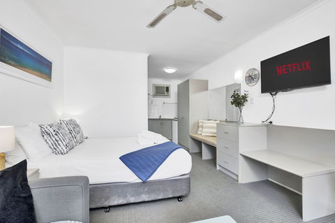 Bayscape Studio Glenelg - Accommodation Cairns 4