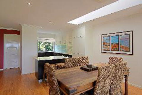 A PERFECT STAY 3 James Cook Apartments - Accommodation Cairns 3