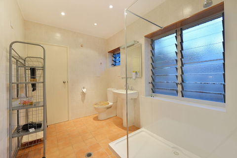 Lilybank Guest House - Accommodation Cairns 6