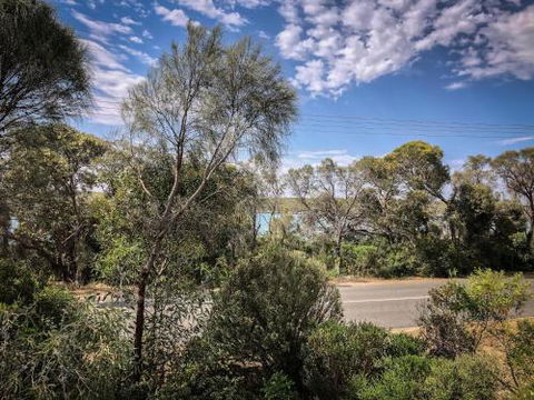 Samphire Beach House - Accommodation Cairns 2