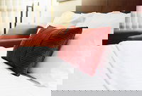 OLIVER Laneway Art, Fed Square & Top Restaurants - Accommodation Cairns 0
