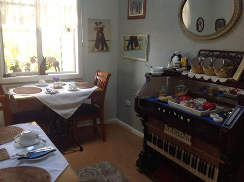 Seas The Day B & B - Accommodation Cairns 0