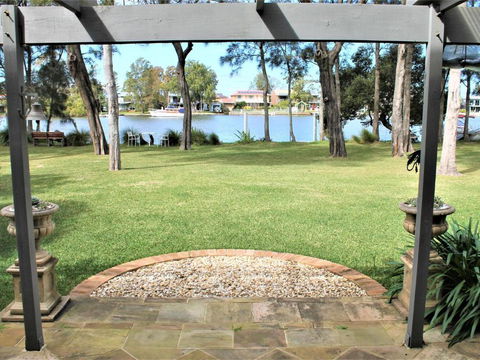 Between Waters B & B Lake Macquarie - Accommodation Cairns 5