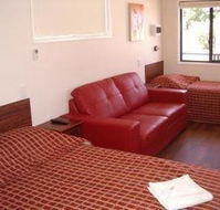Cypress Pines Studio Villas - Accommodation Cairns